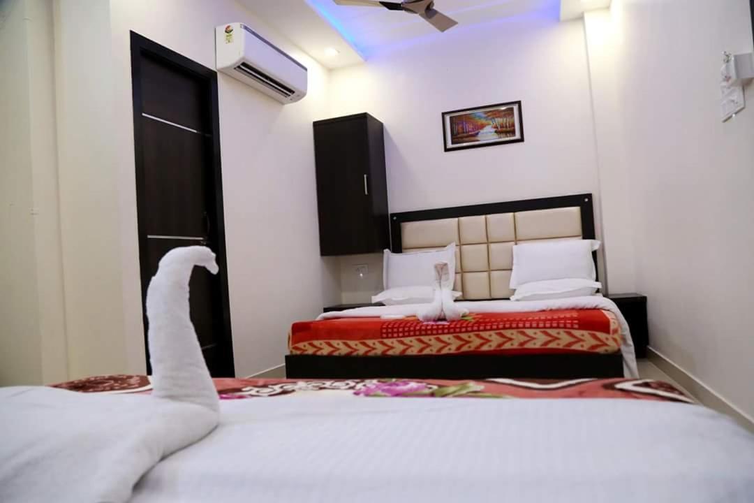 Hotel White Tulip Amritsar Exterior foto